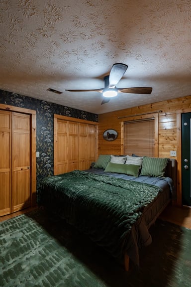 King Bedroom 1